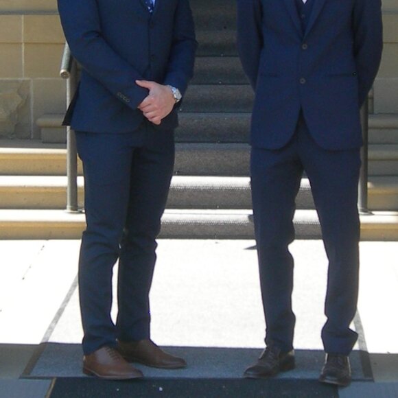 GRAD - BUSINESS SUIT, LE CHATEAU-NAVY - Picture 2 of 9